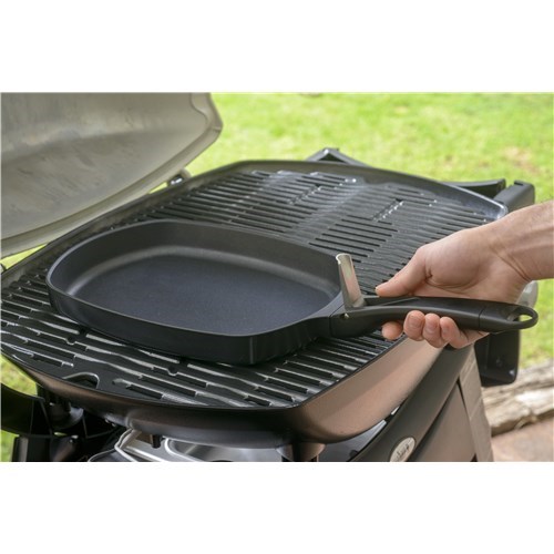 WEBER LARGE Q WARE FRYING PAN